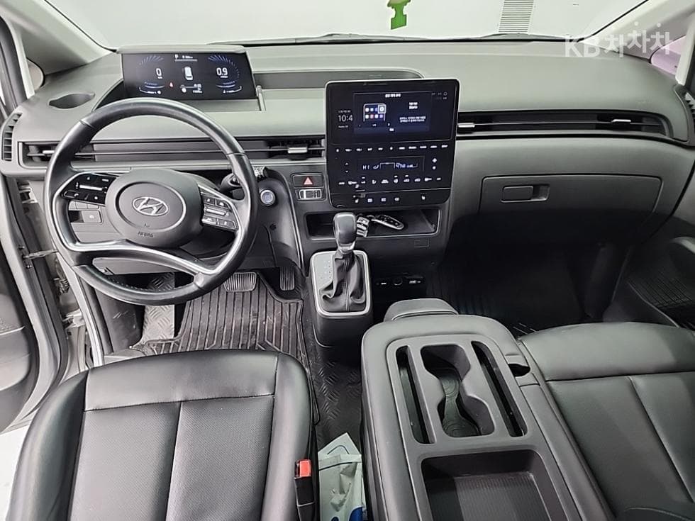 Hyundai Staria2.2 Tourer 9 Modern - 7