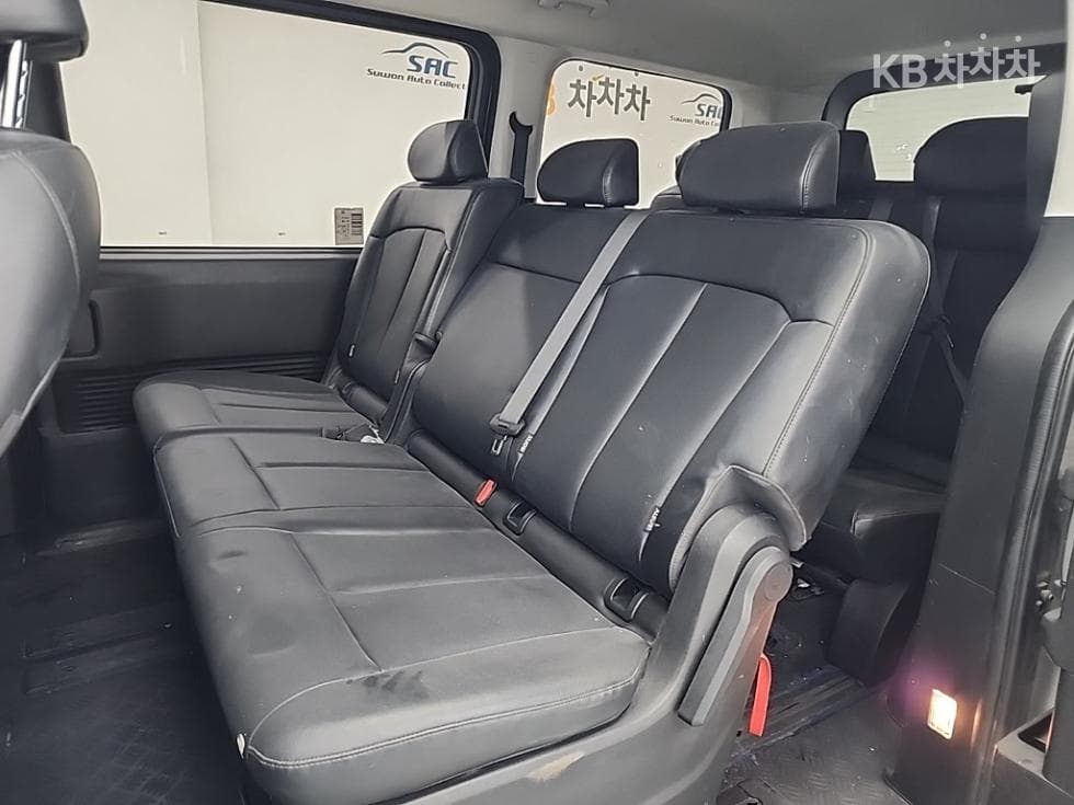 Hyundai Staria2.2 Tourer 9 Modern - 12