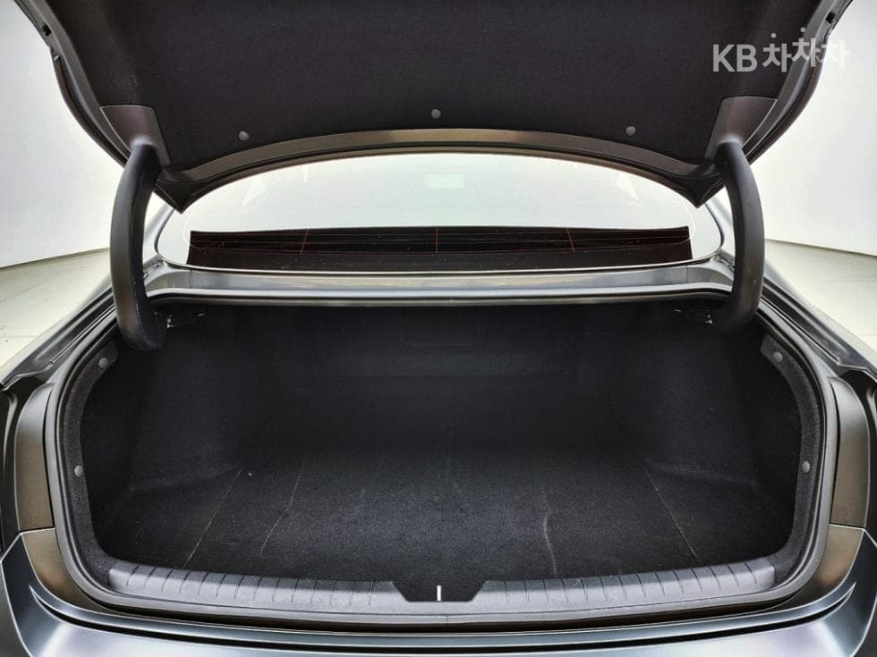 Хюндай Соната (DN8)2.0 Premium Plus - 18