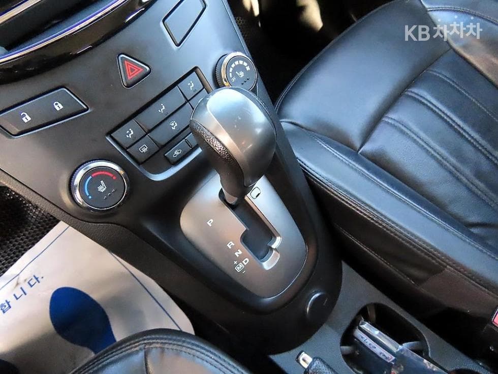 GM Korea Chevrolet OrlandoLPG LTZ Premium - 10