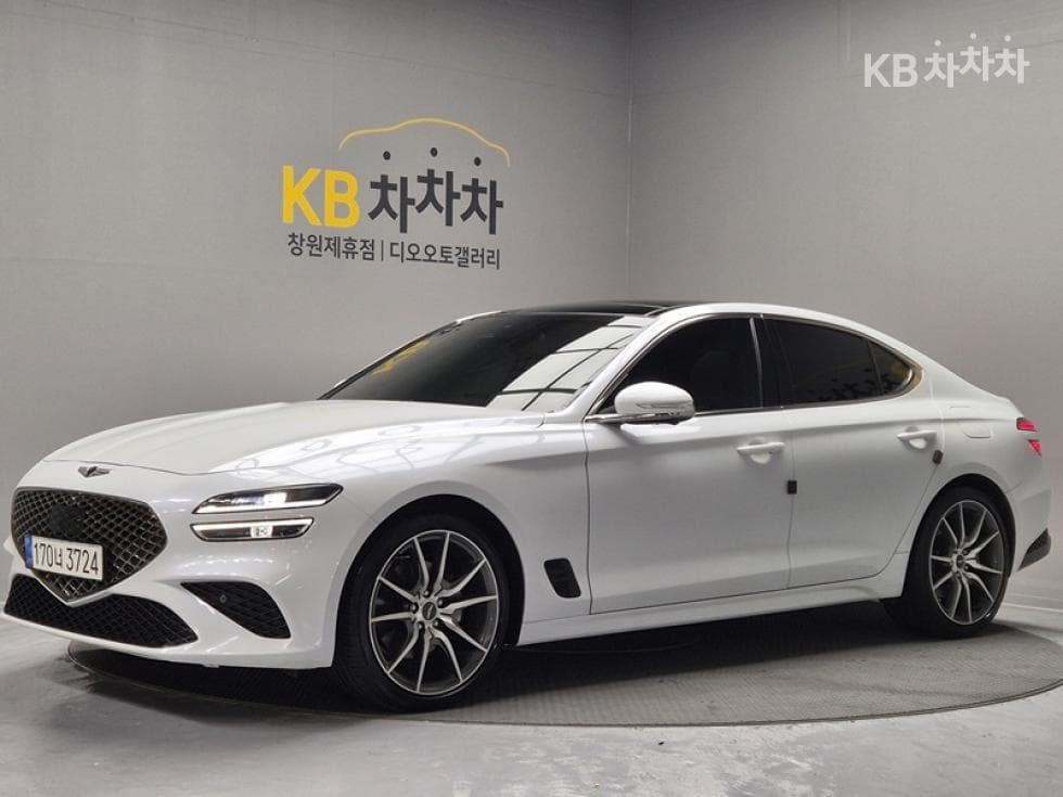 Дженезис The New (фейслифт) G70 2.0T Стандартен - Image 1