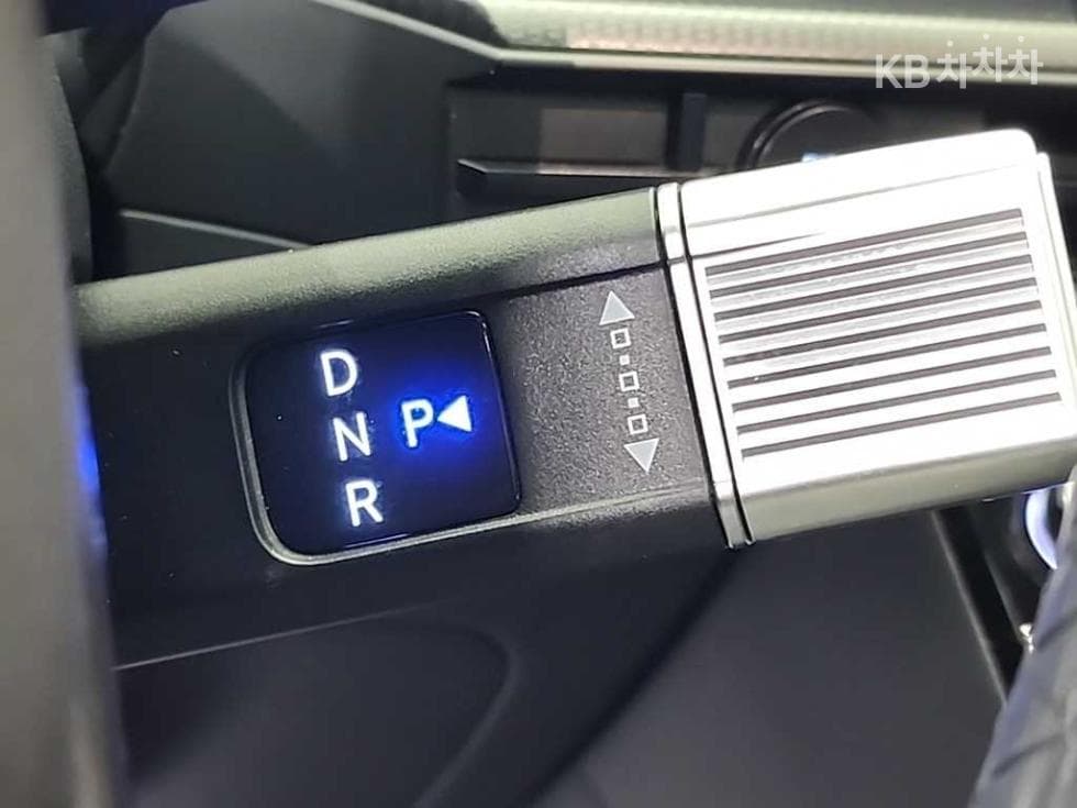 Hyundai The All New Santa Fe Hybrid MX51.6T HEV AWD 블랙잉크 - 8