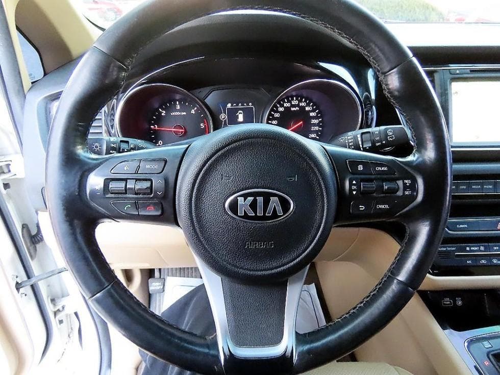 Киа All New Канивал9-местен 2.2 Дизел Висок Лимузин (Канивал) Престиж - 9