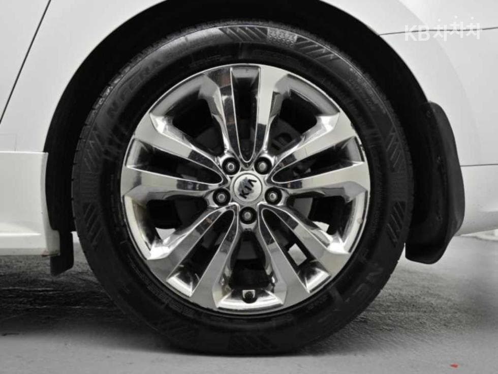 Киа All New Канивал9-местен 3.3 Бензин Noblesse - 5