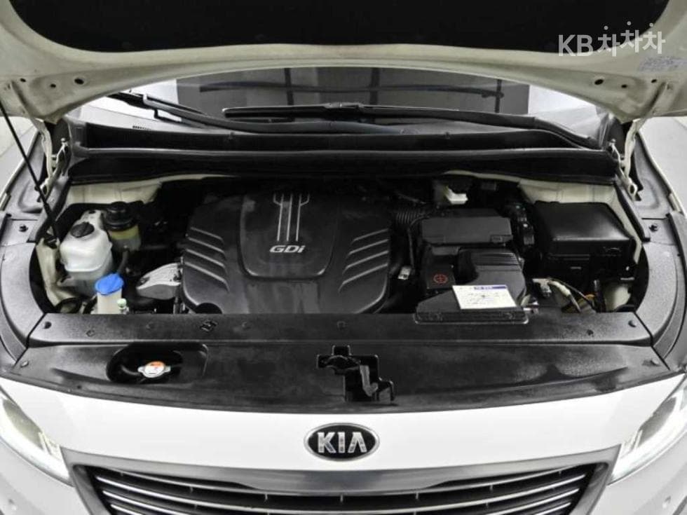 Киа All New Канивал9-местен 3.3 Бензин Noblesse - 6