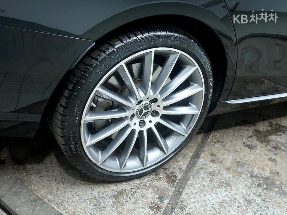 Mercedes-Benz E-Клас (W213)E450 4MATIC EXCLUSIVE - 7