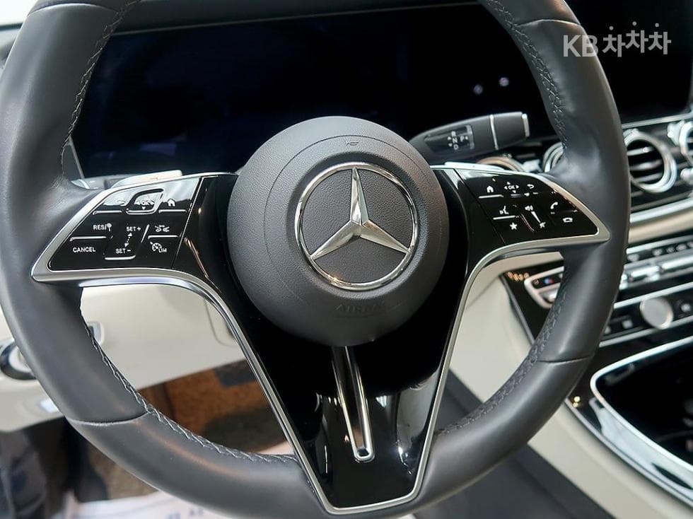 Mercedes-Benz E-Клас (W213)E450 4MATIC EXCLUSIVE - 15