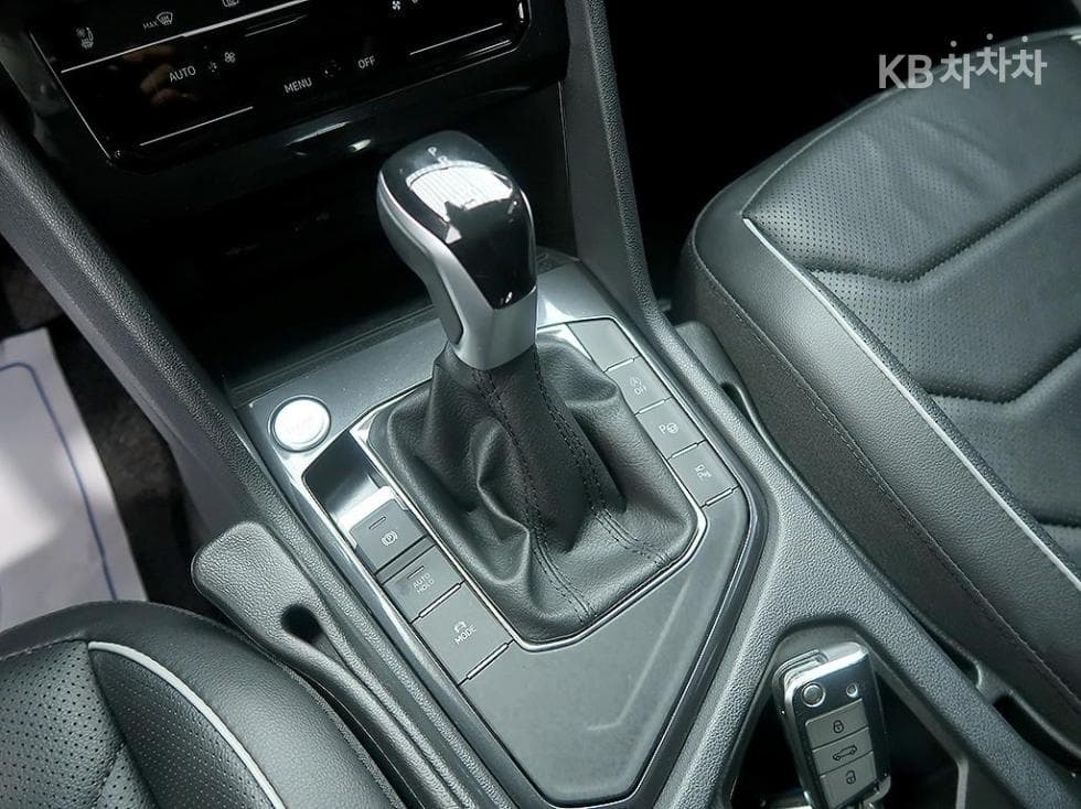 Volkswagen Tiguan Allspace2.0 Турбонагнетен Стратифициран Инжекция (ВВ) Prestige - 10