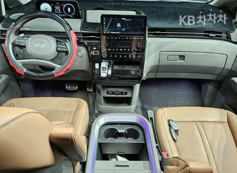 Хюндай Staria Lounge2.2 Lounge 9 AWD Inspiration - 7