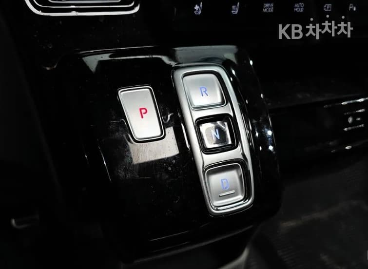 Хюндай Staria Lounge2.2 Lounge 9 AWD Inspiration - 9