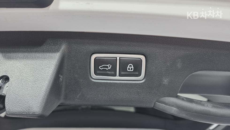 Kia The New Sorento MQ42.2 Diesel 2WD Prestige - 14