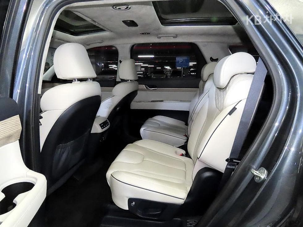 Хюндай Palisade3.8 Бензин 7-местен (Лимузин) AWD Престиж - 7