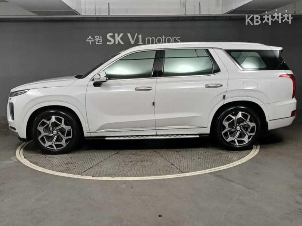 Хюндай Palisade3.8 Бензин 7-местен (Лимузин) Calligraphy - 3