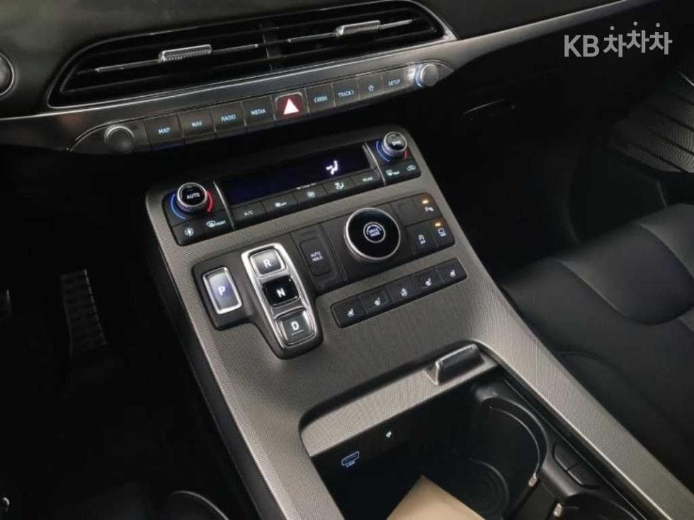 Хюндай Palisade3.8 Бензин 7-местен (Лимузин) Calligraphy - 15