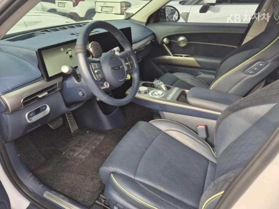 Дженезис GV60퍼포먼스 AWD Стандартен - 4