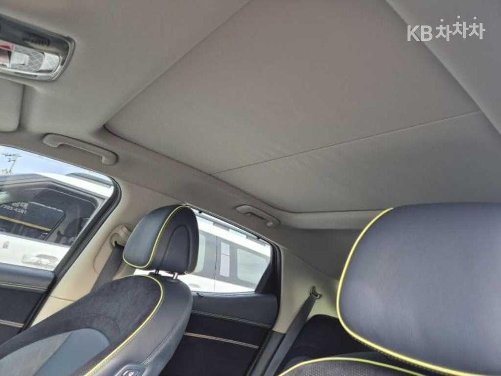 Дженезис GV60퍼포먼스 AWD Стандартен - 5