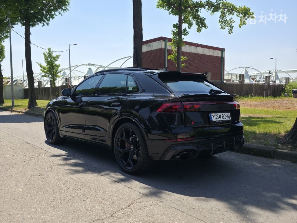 Audi RS Q84.0 Standard - 5
