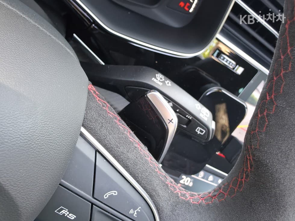 Audi RS Q84.0 Standard - 17
