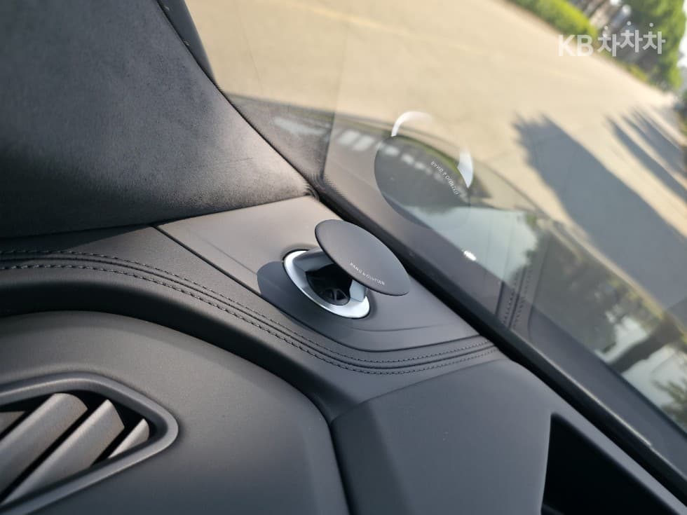Audi RS Q84.0 Standard - 23