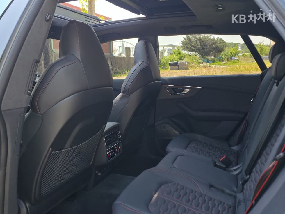 Audi RS Q84.0 Standard - 13