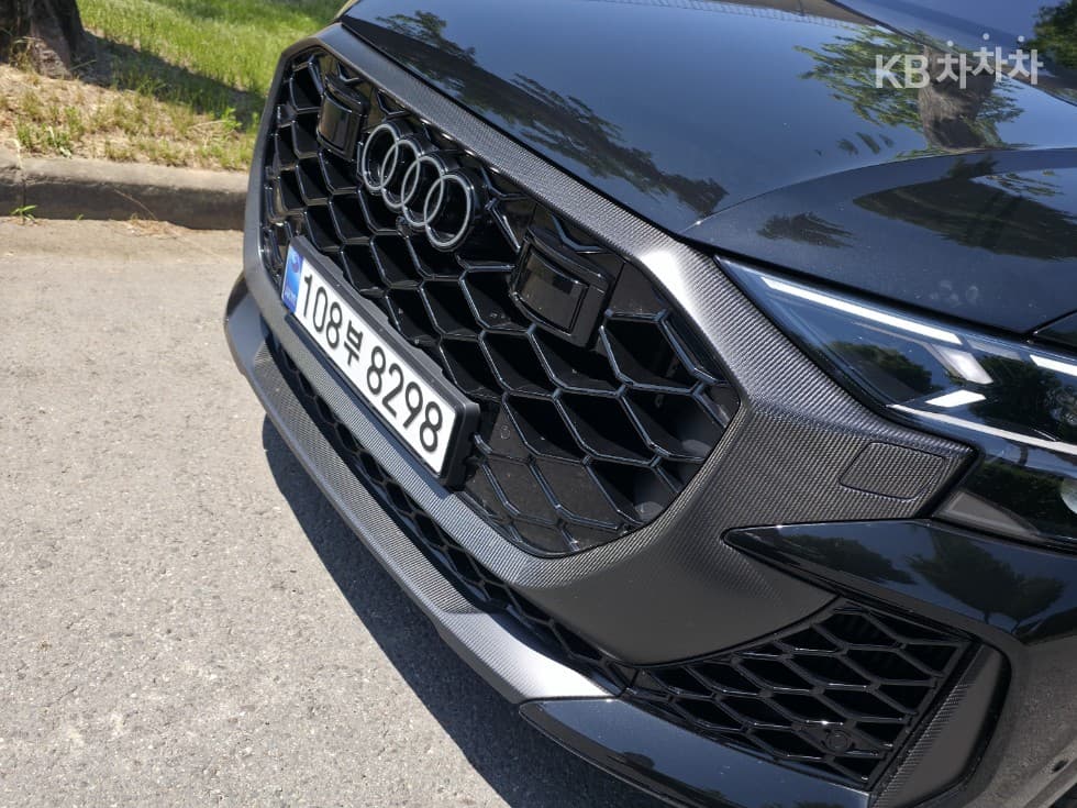 Audi RS Q84.0 Standard - 7