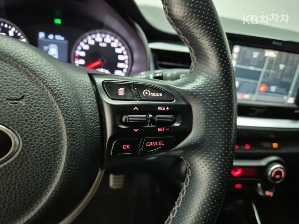 Киа StonicБензин 1.4 MPI Престиж - 15