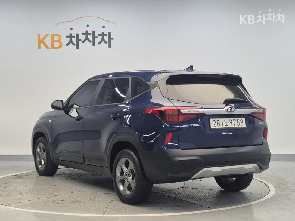 Kia Seltos1.6 Gasoline Turbo 2WD Trendy - 2