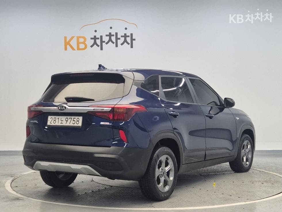Kia Seltos1.6 Gasoline Turbo 2WD Trendy - 3
