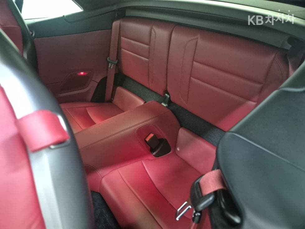 Porsche 911(992)Carrera 4 GTS Cabriolet - 12