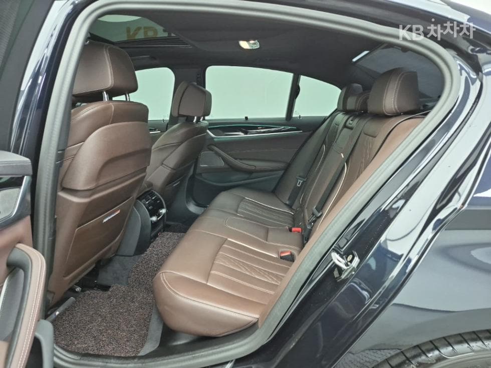 BMW 올Нов5 Серия (G30)530i M Sport - 12