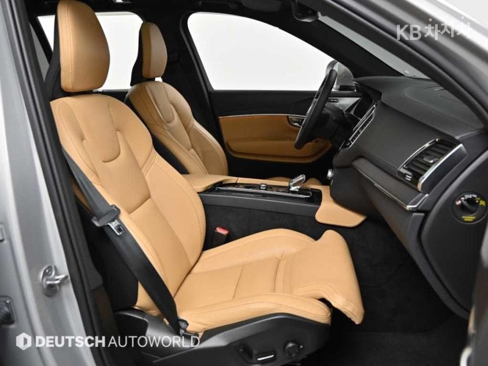 Volvo All New XC90B6 Ultimate Bright - 10