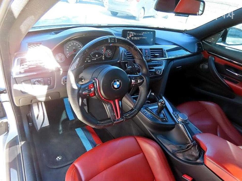 BMW M시리즈M4 Coupe M 퍼포먼스 사일렌서 에디션 F82 - 7