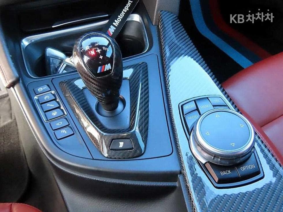 BMW M시리즈M4 Coupe M 퍼포먼스 사일렌서 에디션 F82 - 11