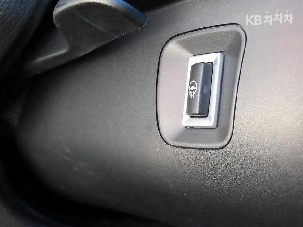 BMW M시리즈M4 Coupe M 퍼포먼스 사일렌서 에디션 F82 - 13