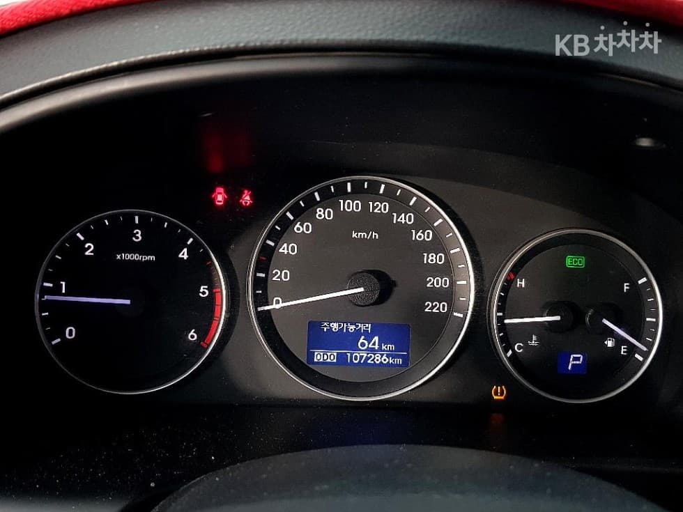 Хюндай The New (фейслифт) 그랜드 Star렉스Ван 5-местен Modern - 6