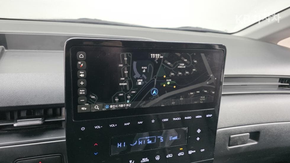 Hyundai Staria3.5 LPG Tourer 9 Modern - 9