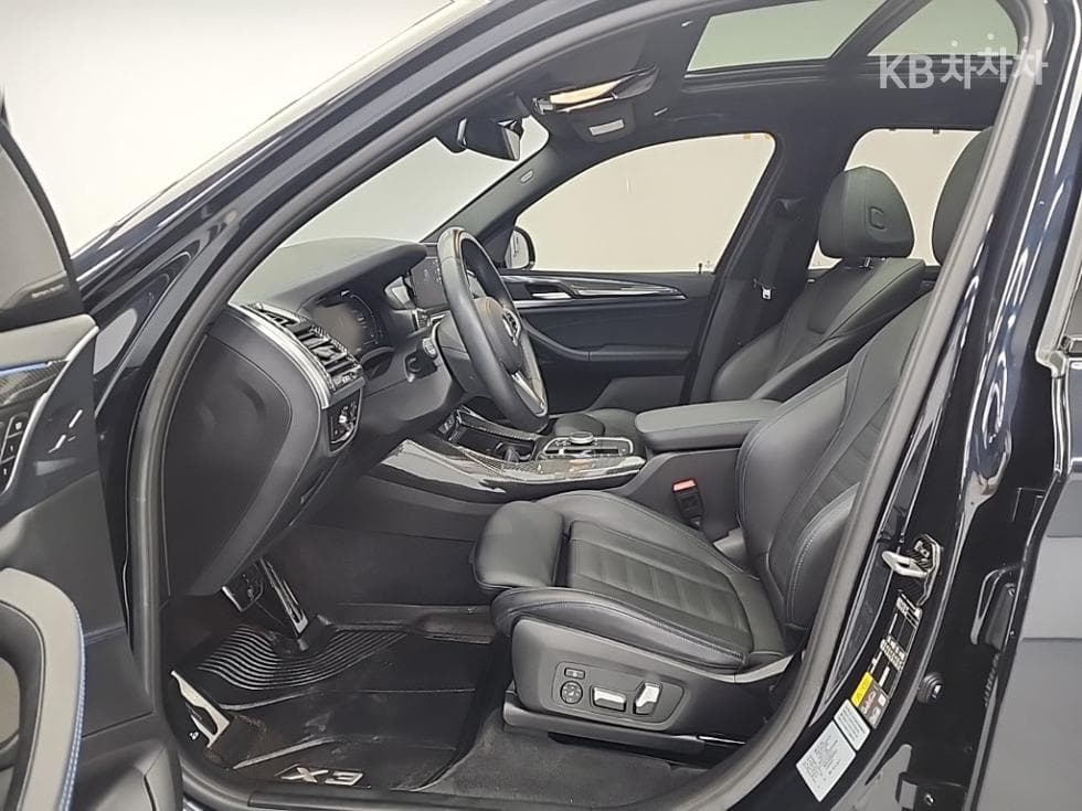 BMW iX3(G08)iX3 M Sport Package - 11