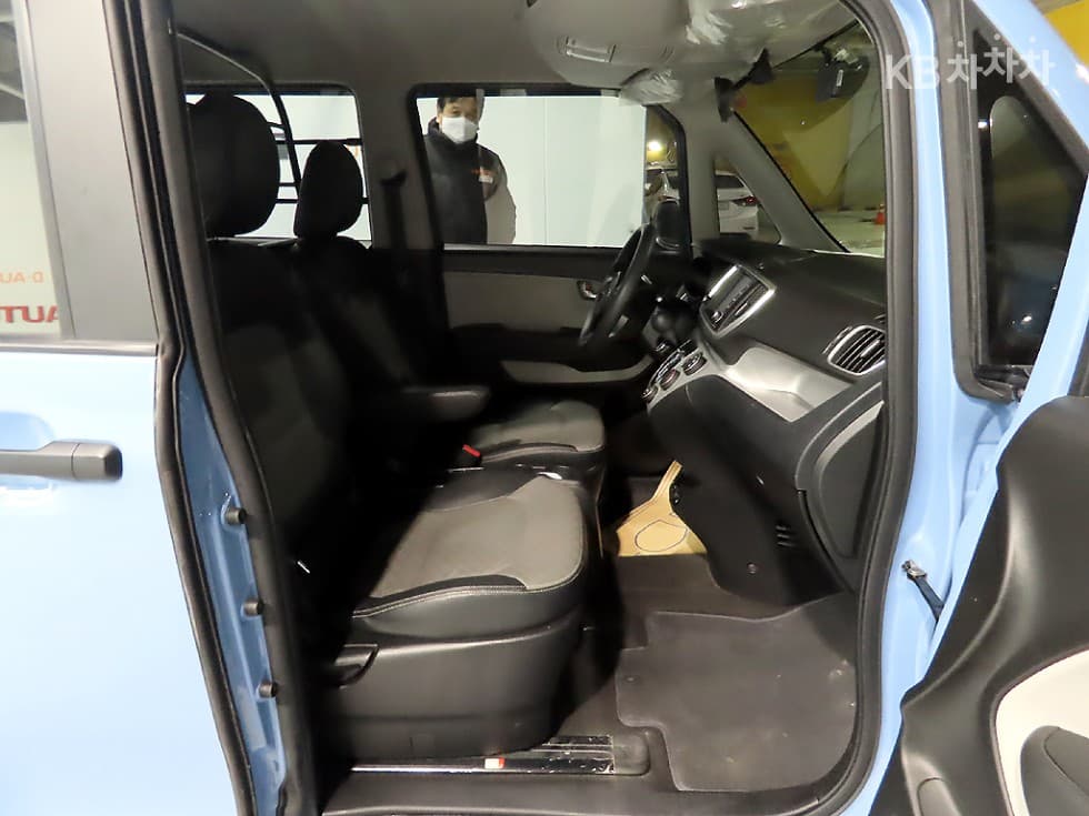 Kia The New (facelift) Ray (van) Van1.0 Gasoline Van 2-seater Prestige - 8