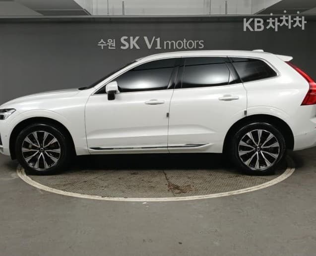 Volvo XC60 Второ поколениеB5 Ultimate Bright - 5
