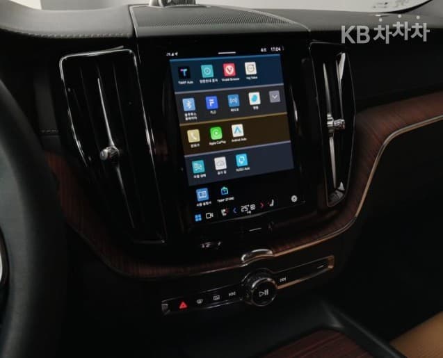 Volvo XC60 Второ поколениеB5 Ultimate Bright - 11