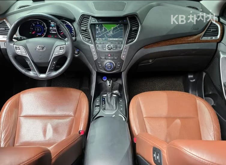 Hyundai 맥스CruzeDiesel(e-VGT)2.2 2WD Exclusive 7-seater (Limousine) Special (special feature/edition) - 7