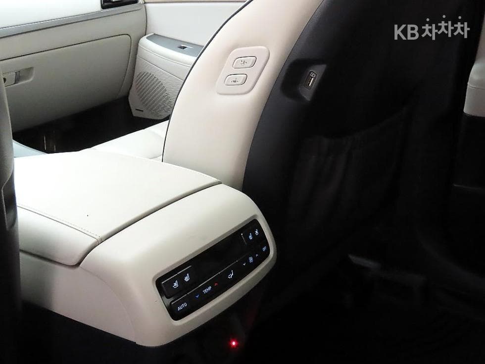 Хюндай Palisade3.8 Бензин 7-местен (Лимузин) Престиж - 15