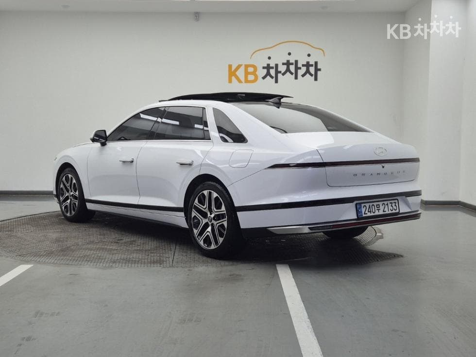 Хюндай Ди Всеново Grandeur (Azera)2.5L бензин 2WD Premium - 3