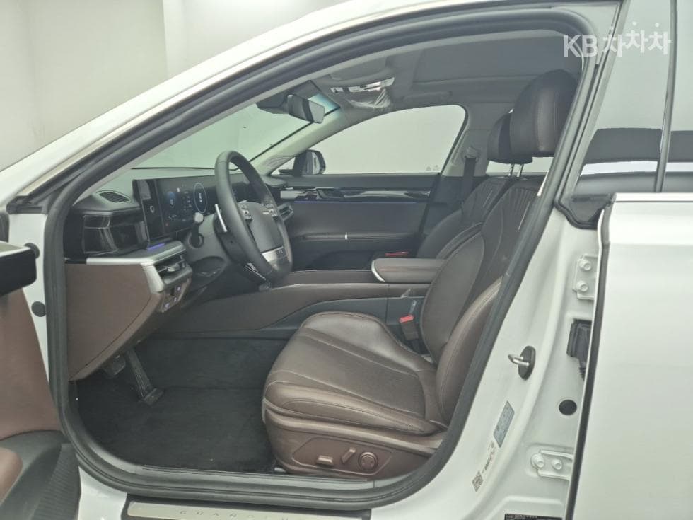 Хюндай Ди Всеново Grandeur (Azera)2.5L бензин 2WD Premium - 11