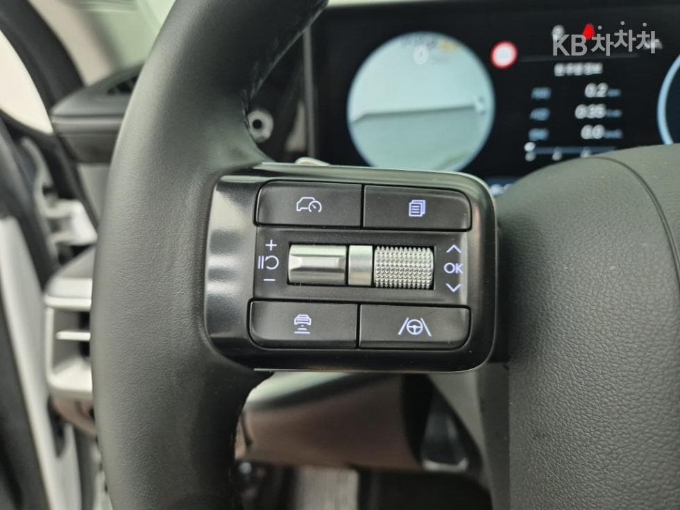 Хюндай Ди Всеново Grandeur (Azera)2.5L бензин 2WD Premium - 16