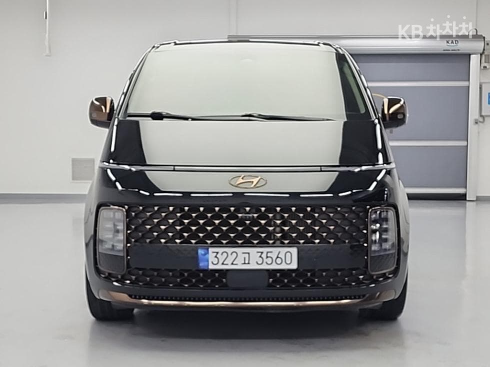 Хюндай Staria Lounge2.2 Lounge 9 AWD Inspiration - 2