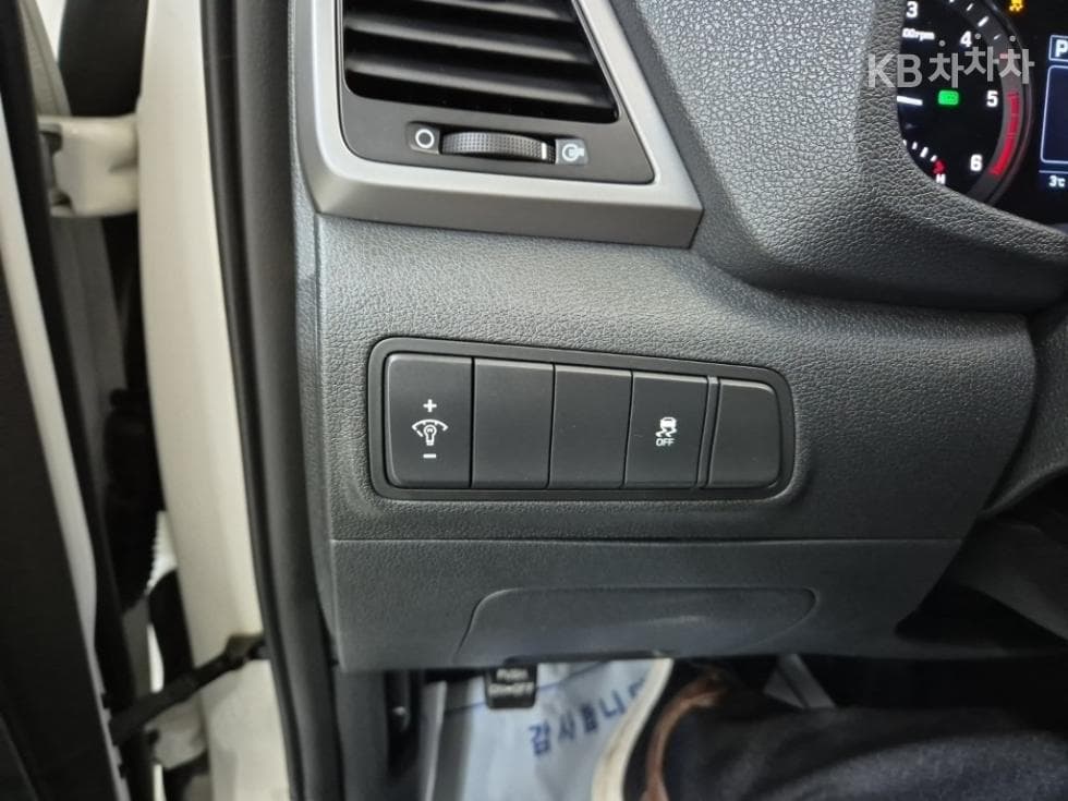 Hyundai All New TucsonDiesel(e-VGT R)2.0 2WD Modern - 17