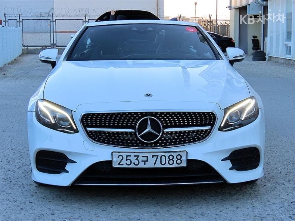 Mercedes-Benz E-Class (W213)E220d Cabriolet - 5