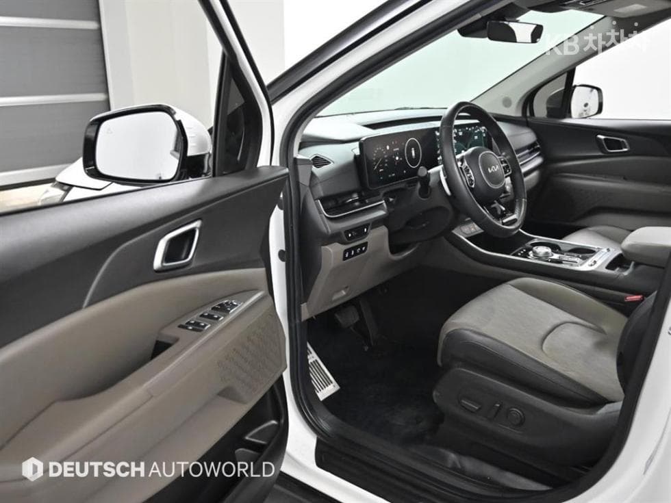 Киа The New (фейслифт) Канивал Хибрид 4-то поколение1.6 HEV 9-местен Noblesse - 11