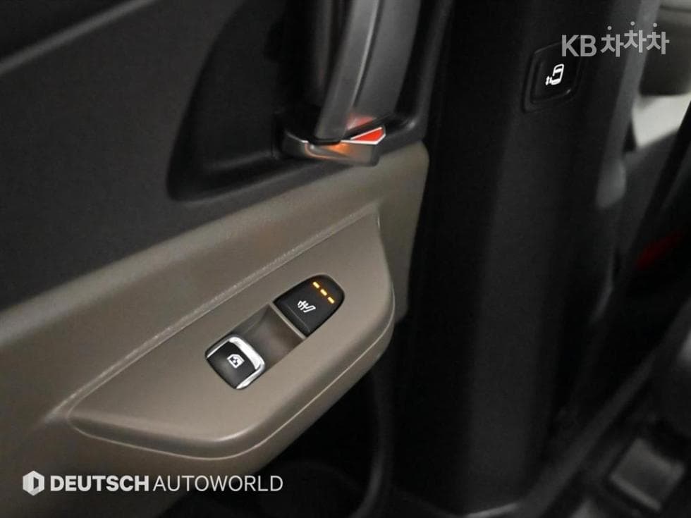 Киа The New (фейслифт) Канивал Хибрид 4-то поколение1.6 HEV 9-местен Noblesse - 16